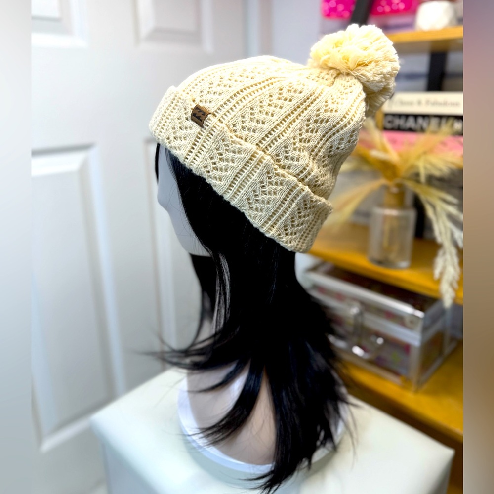 Billabong Autumn Beanie with PomPom